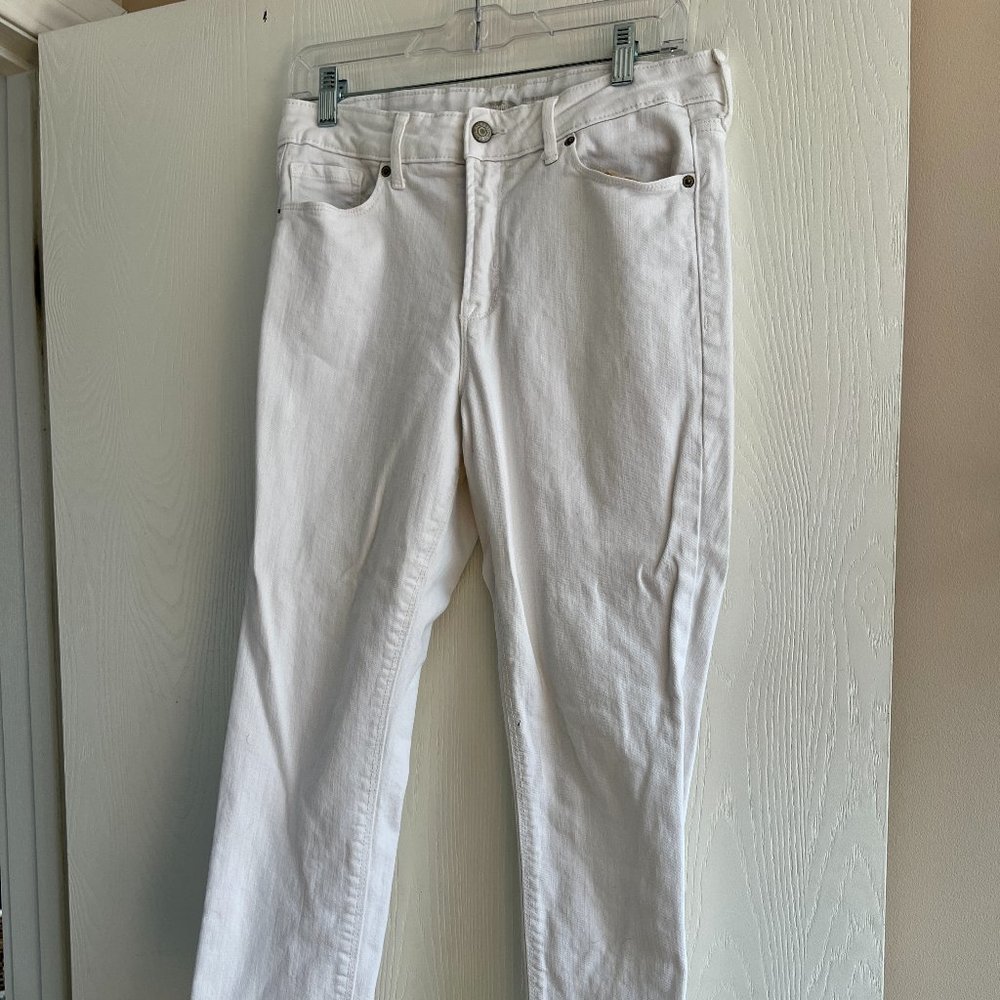 Old Navy - White - Cut-off - High Waisted - Straight Legged Jeans